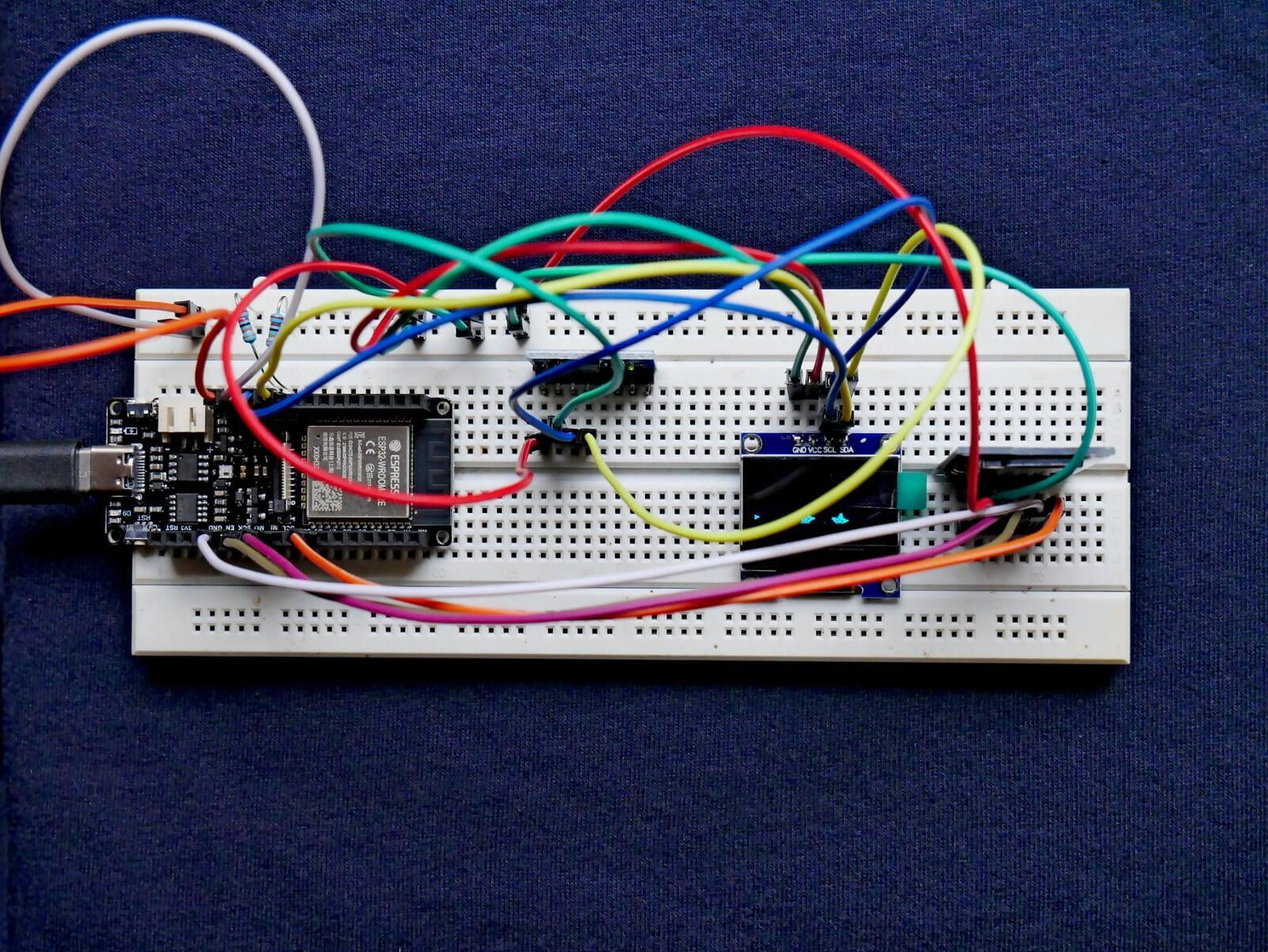 Utilizando o ESP32-C3 em conjunto com o display OLED para exibir imagens